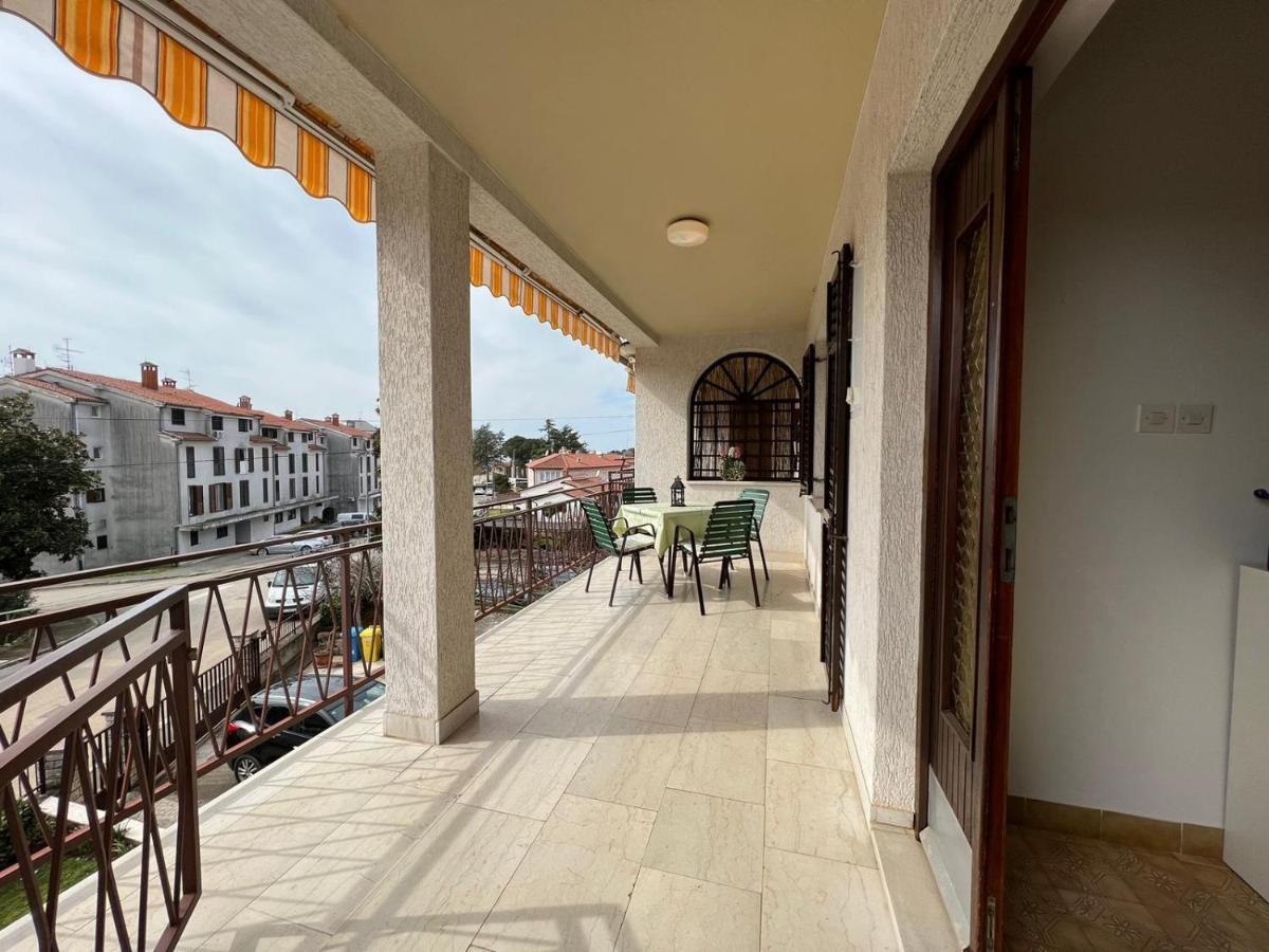 פורץ Apartman Bruna 1 מראה חיצוני תמונה