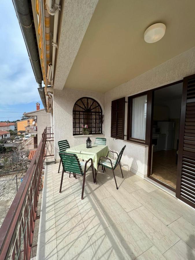 פורץ Apartman Bruna 1 מראה חיצוני תמונה