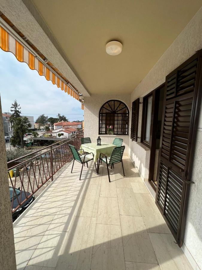 פורץ Apartman Bruna 1 מראה חיצוני תמונה